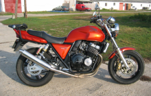 Honda CB 400 SF versionS